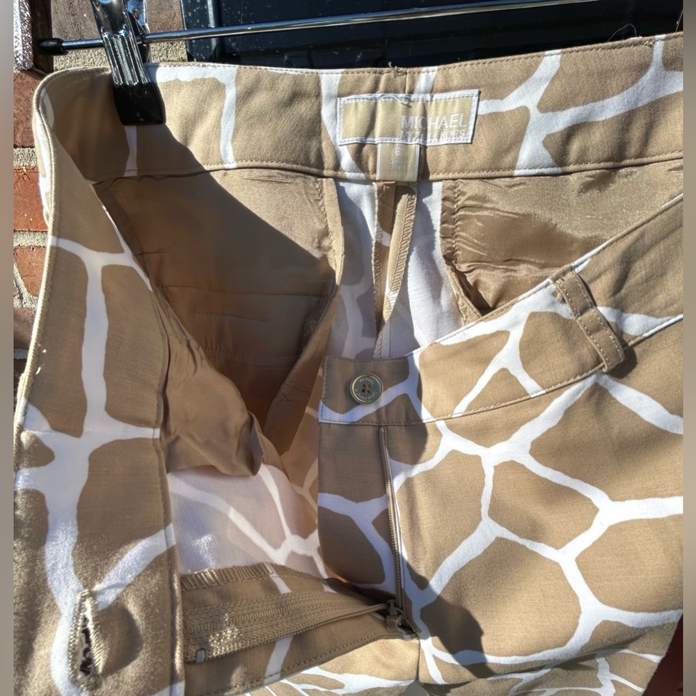 Michael Kors Tan and White Patterned Women’s Pants, Size 6, New without tags - Picture 8 of 14